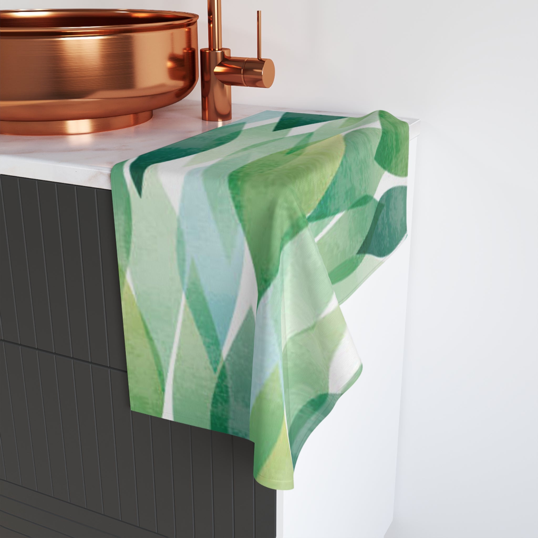 Green Geometric Leaf Pattern Hand Towel — Botanical Modern Kitchen & Bathroom Decor