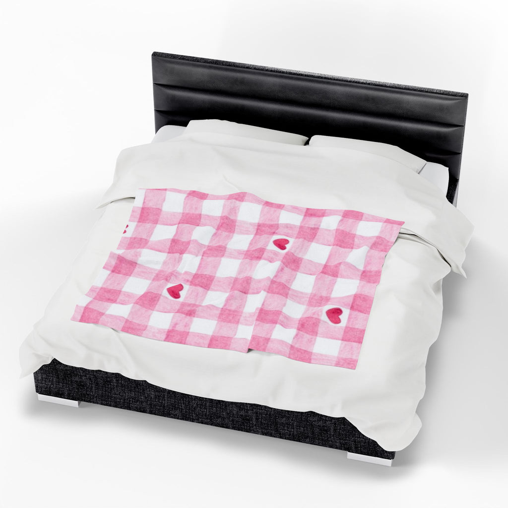 Pink Gingham Heart Velveteen Plush Blanket — Cozy Valentine's Throw