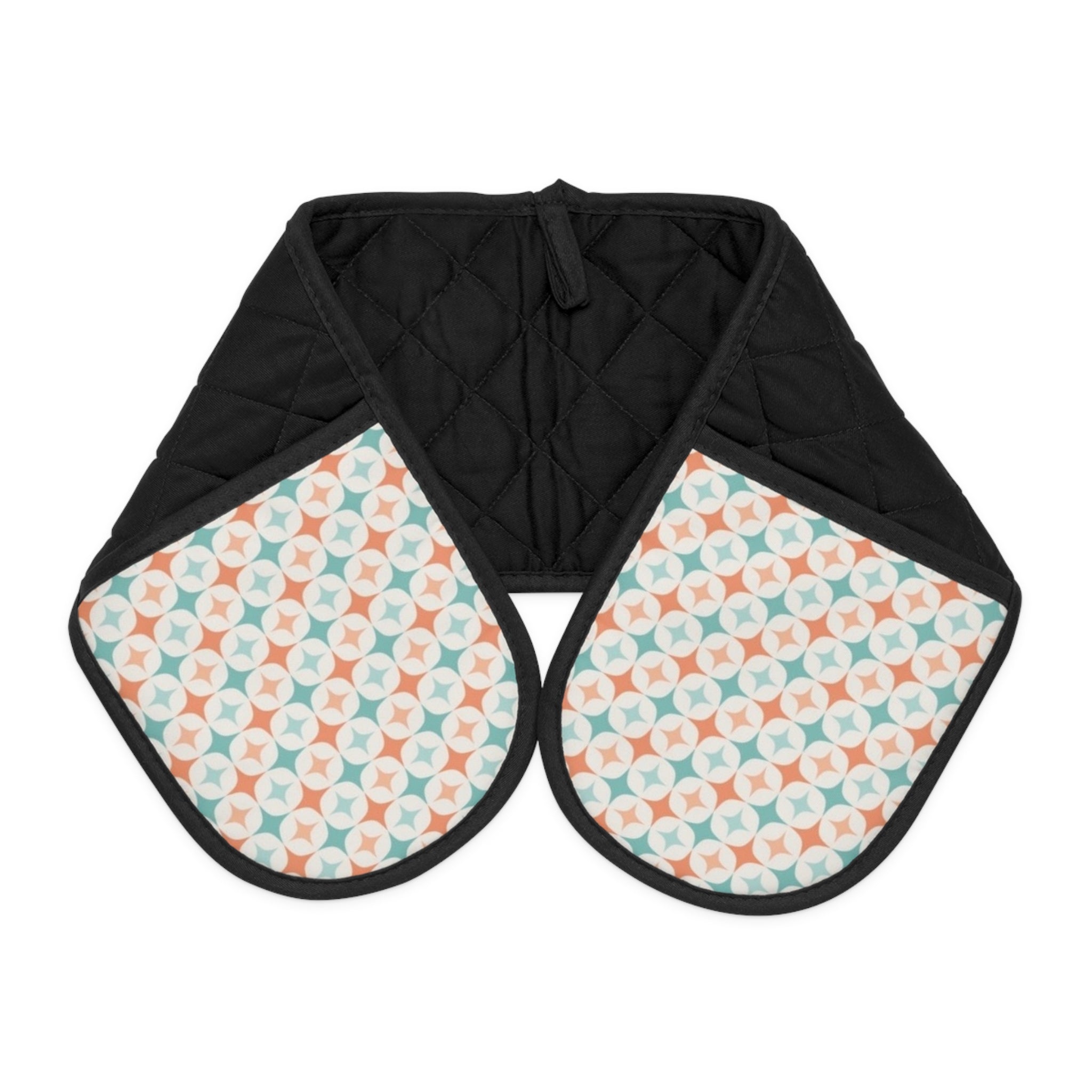 Quilted Double Oven Mitt with Retro Geometric End Patches