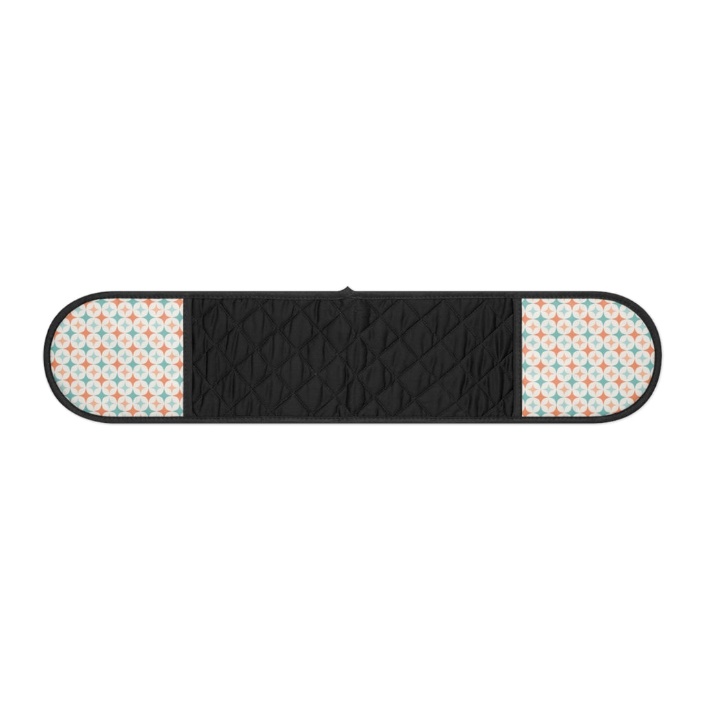 Quilted Double Oven Mitt with Retro Geometric End Patches