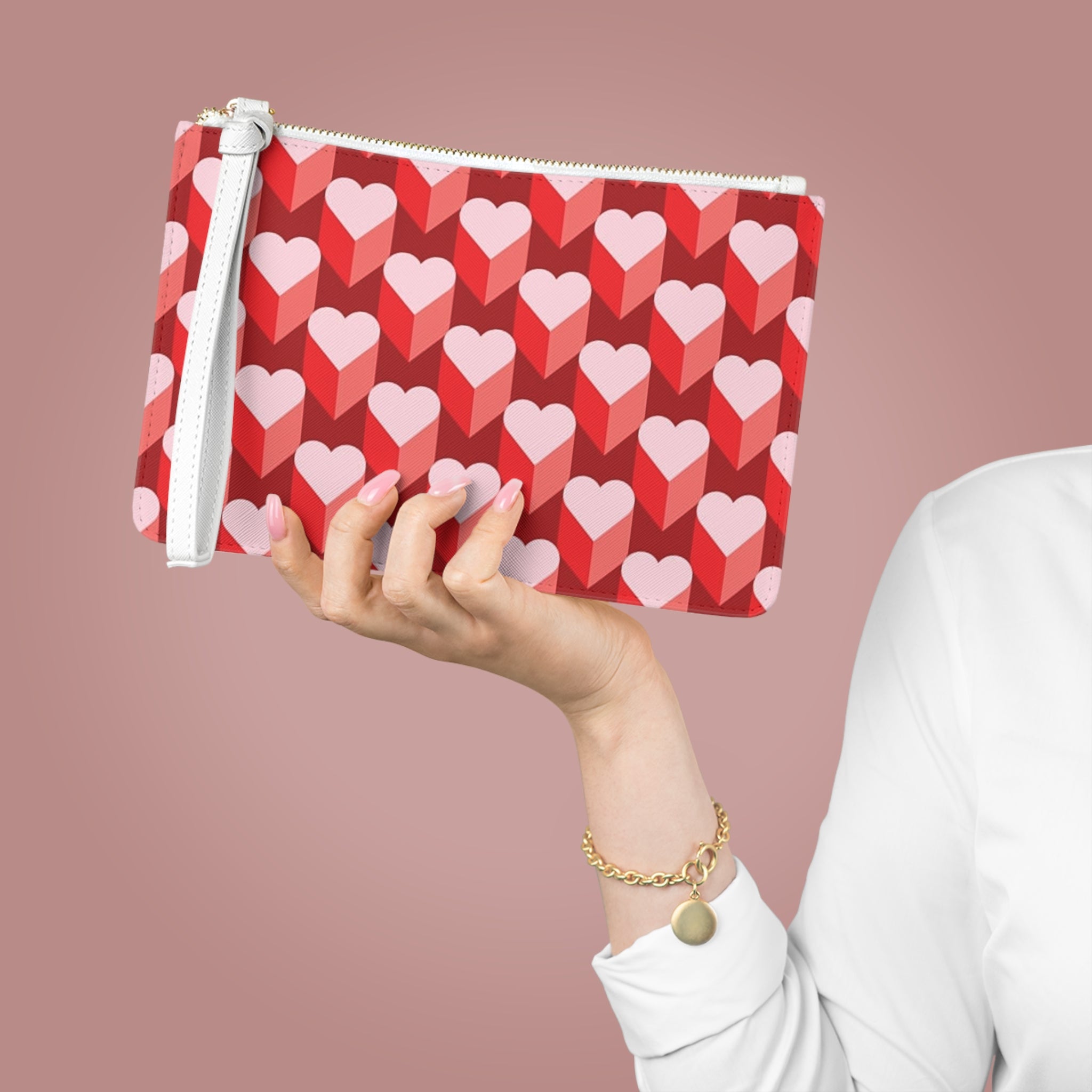 Heart Pattern Clutch Bag — Red & Pink Valentine Wristlet